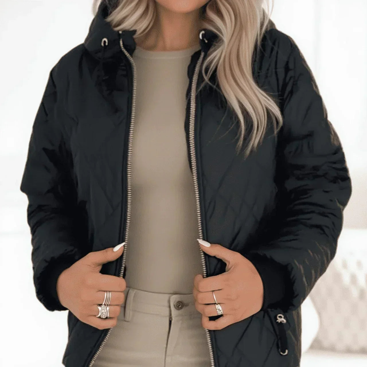 UrbanGlanz™ Thermojacke mit Hochwertiger Steppung und Hohem Kragen / Warmer Komfort mit Raffiniertem Design!