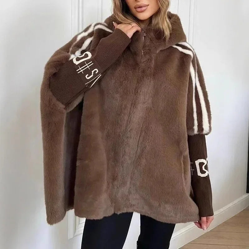 WinterFlausch™ - Jacke aus Ultraweichem Plüsch mit Kapuze und Oversize-Design / Die Perfekte Balance Zwischen Komfort und Stil in Diesem Winter!