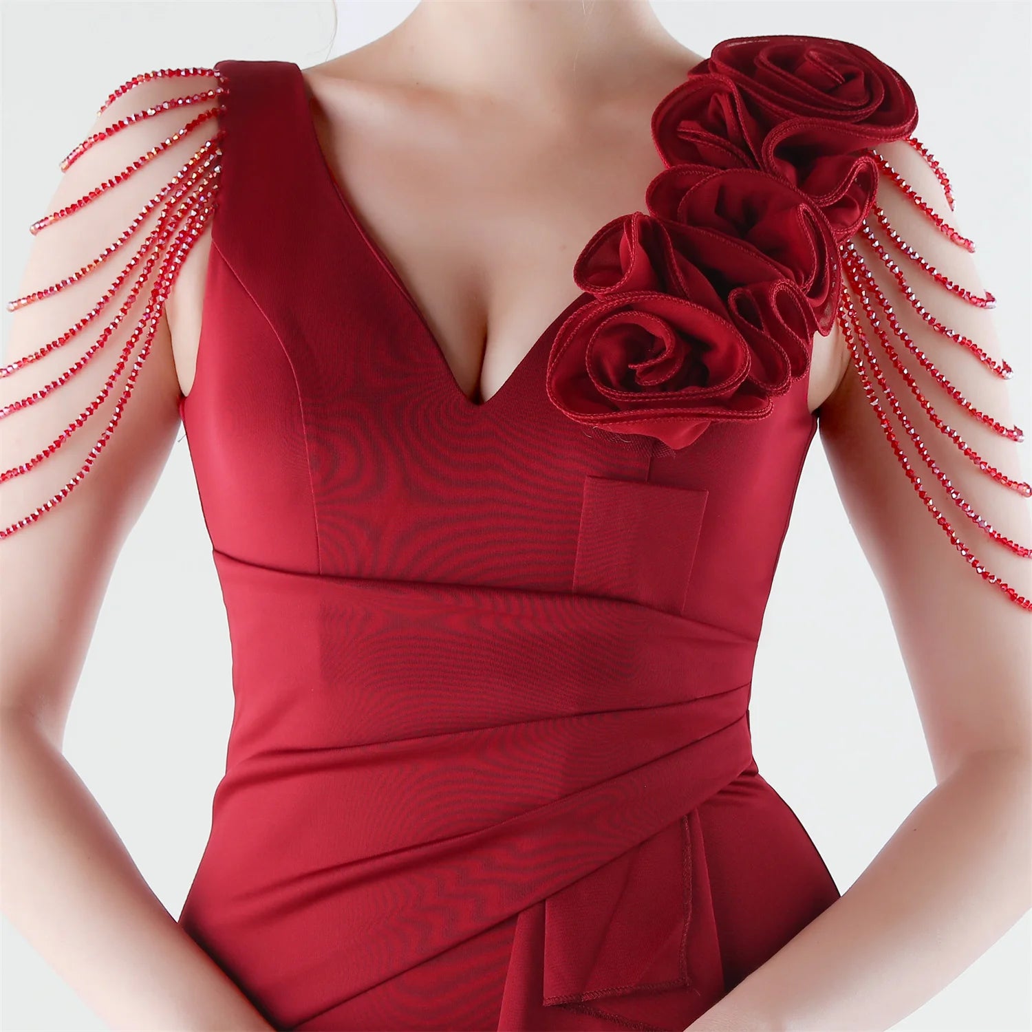 Aurielle™ Kleid mit Verziertem Schulterdesign und Premium-Verarbeitung