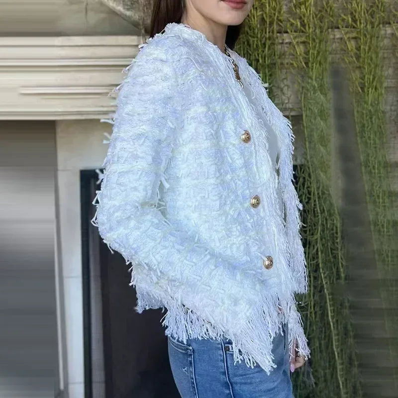 Bellemont™ Jacke aus Premium-Bouclé mit Feinen Fransen und Metallknöpfen / Wo Klassik auf Moderne Trifft!