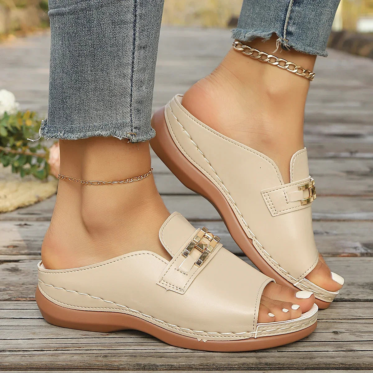 Nivelle™-Sandale im Mule-Design mit Eleganten Metallakzenten