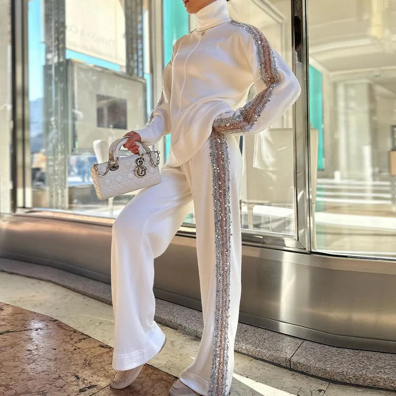 Elysian™ Set mit Glänzendem Sweatshirt und Hohem Kragen / Für Frauen, die Mit Stil und Weichheit Glänzen!