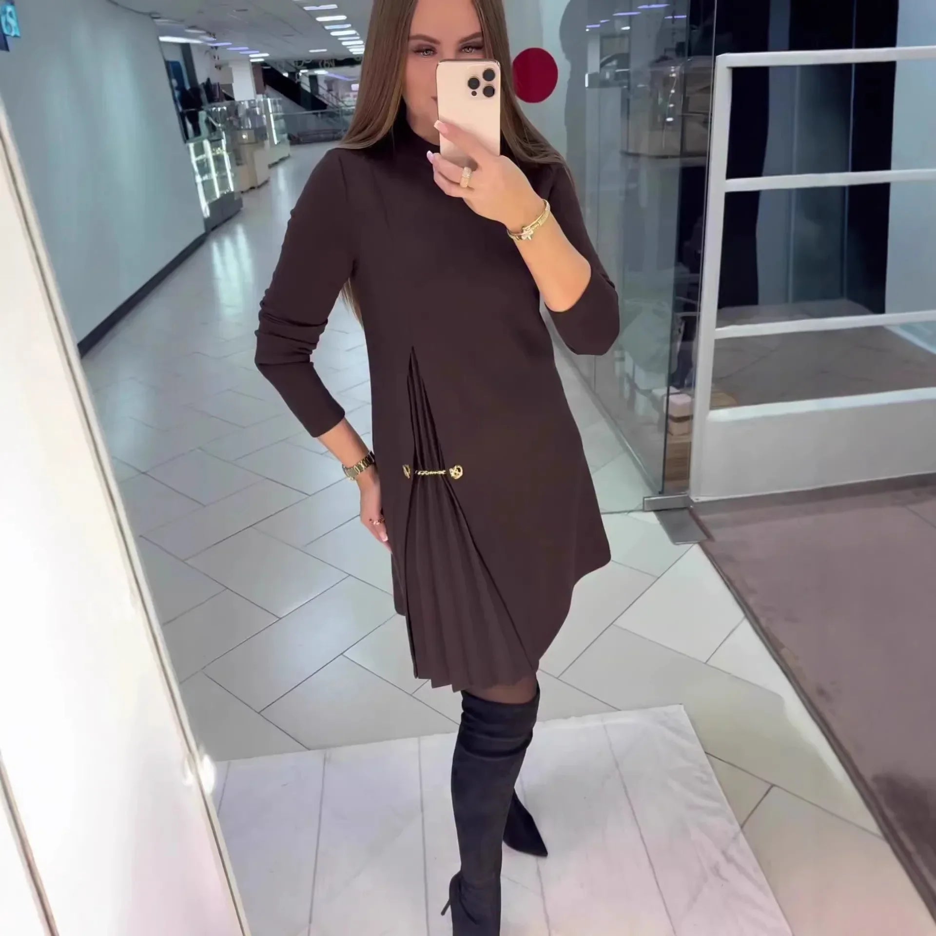 Genua™ Kleid mit skulpturalem Plissee-Cut-out