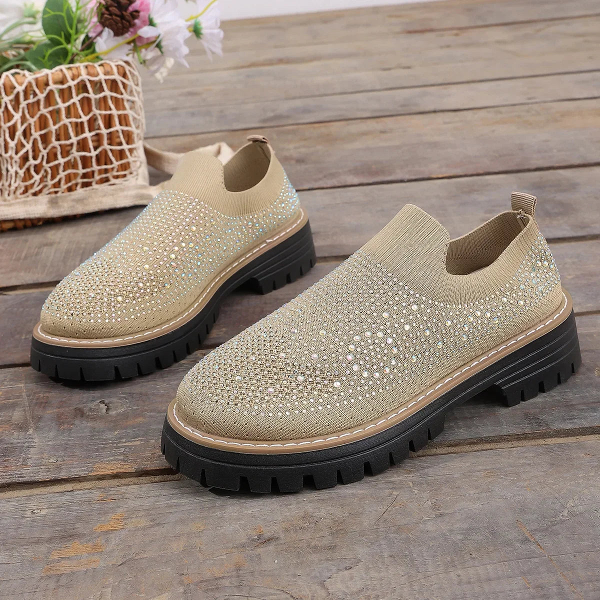 Urbaner Glanz™ Slip-On Sneaker mit Profilplateau