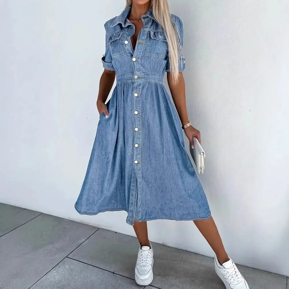 Antonelly™ Jeans-Hemdkleid mit Taillierter Passform und Knopfleiste / Zeitlose Eleganz mit Alltagstauglichem Komfort
