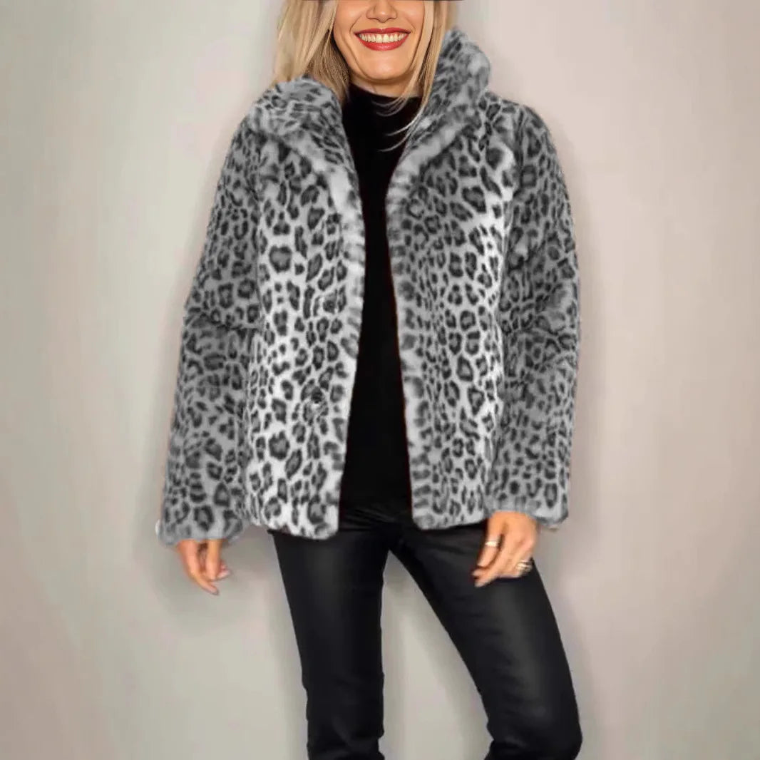 Panther Luxe™ Mantel aus Plüschfell mit Wildtierprint / Die kühne Seite Femininer Eleganz!