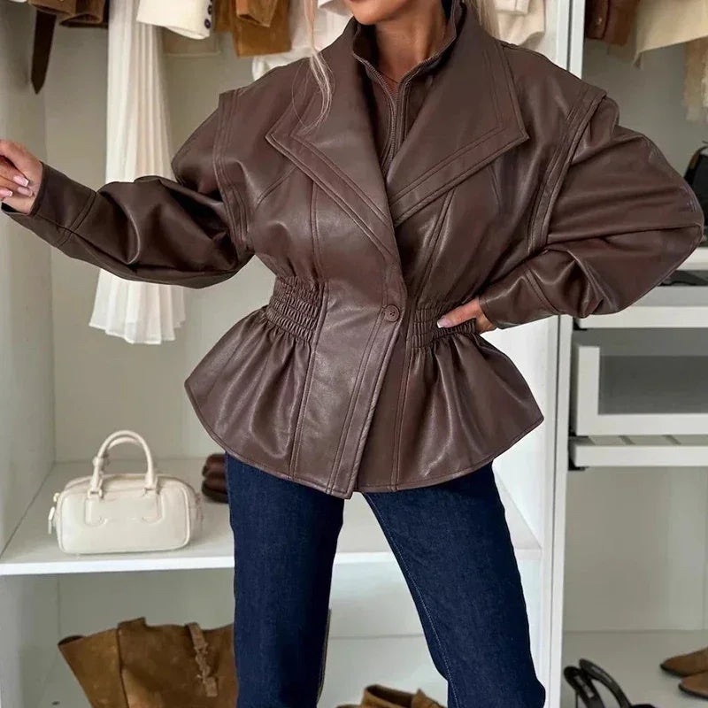 Empire Linie™ Jacke aus Premium-Kunstleder mit betonter Taille und Zentralem Knopf / Kraft und Eleganz in Jeder Bewegung!