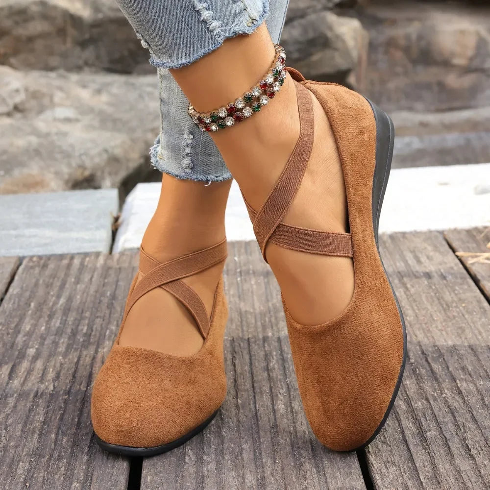 Alouette™ Schuhe Mit Veloursoptik und Gekreuzten Riemen