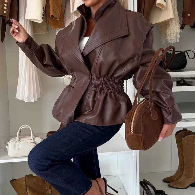 Empire Linie™ Jacke aus Premium-Kunstleder mit betonter Taille und Zentralem Knopf / Kraft und Eleganz in Jeder Bewegung!