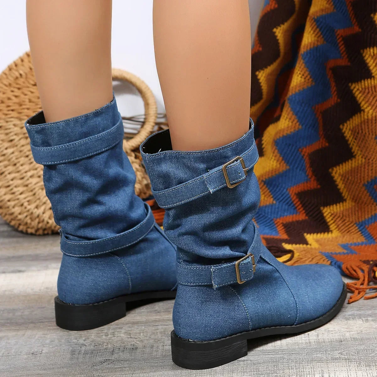 Montana™ Stiefel aus Denim mit Mittelhohem Schaft und Dekorativer Schnalle / Authentizität und Stil in Jedem Detail!