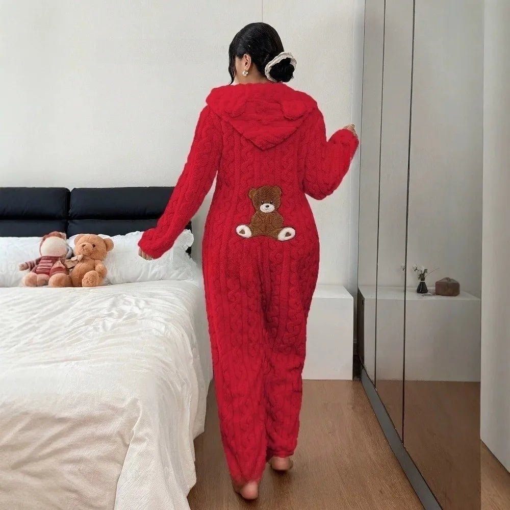 Kuscheloverall Ursina™ mit Ohrenkapuze, flauschiger Struktur und Teddy-Applikation am Rücken