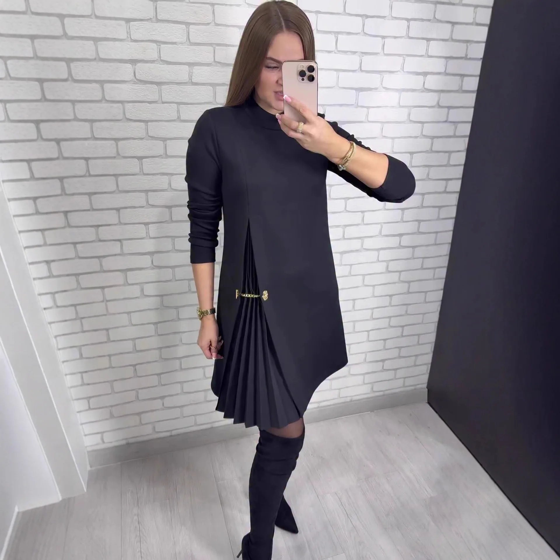 Genua™ Kleid mit skulpturalem Plissee-Cut-out