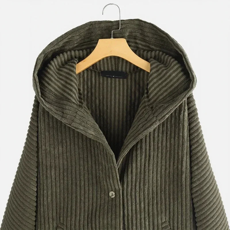 CloudWarm Eleganz™ Mantel aus Geripptem Cord mit Großzügiger Kapuze und Seitlichen Knöpfen / Die Vielseitige Winterjacke für Stil, Wärme und Alltagstauglichkeit!