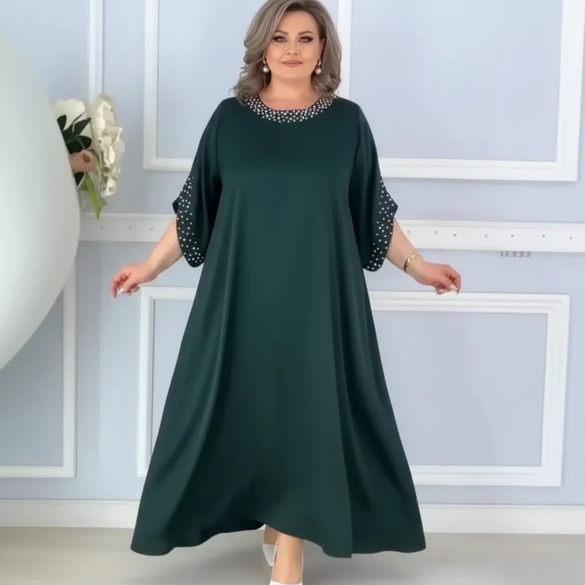 Helena™ Kleid aus Viskosekleid mit Schmuckdetails an Ausschnitt und Ärmeln / Klassische Eleganz mit einem Hauch von Glamour für jede Gelegenheit!