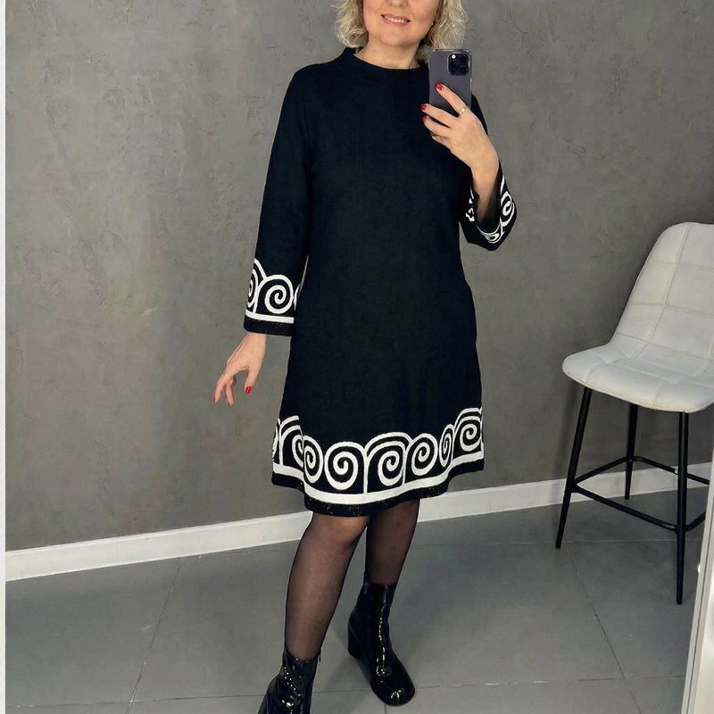 Iris™ Midikleid mit Mäander-Saum und ornamentierten Manschetten