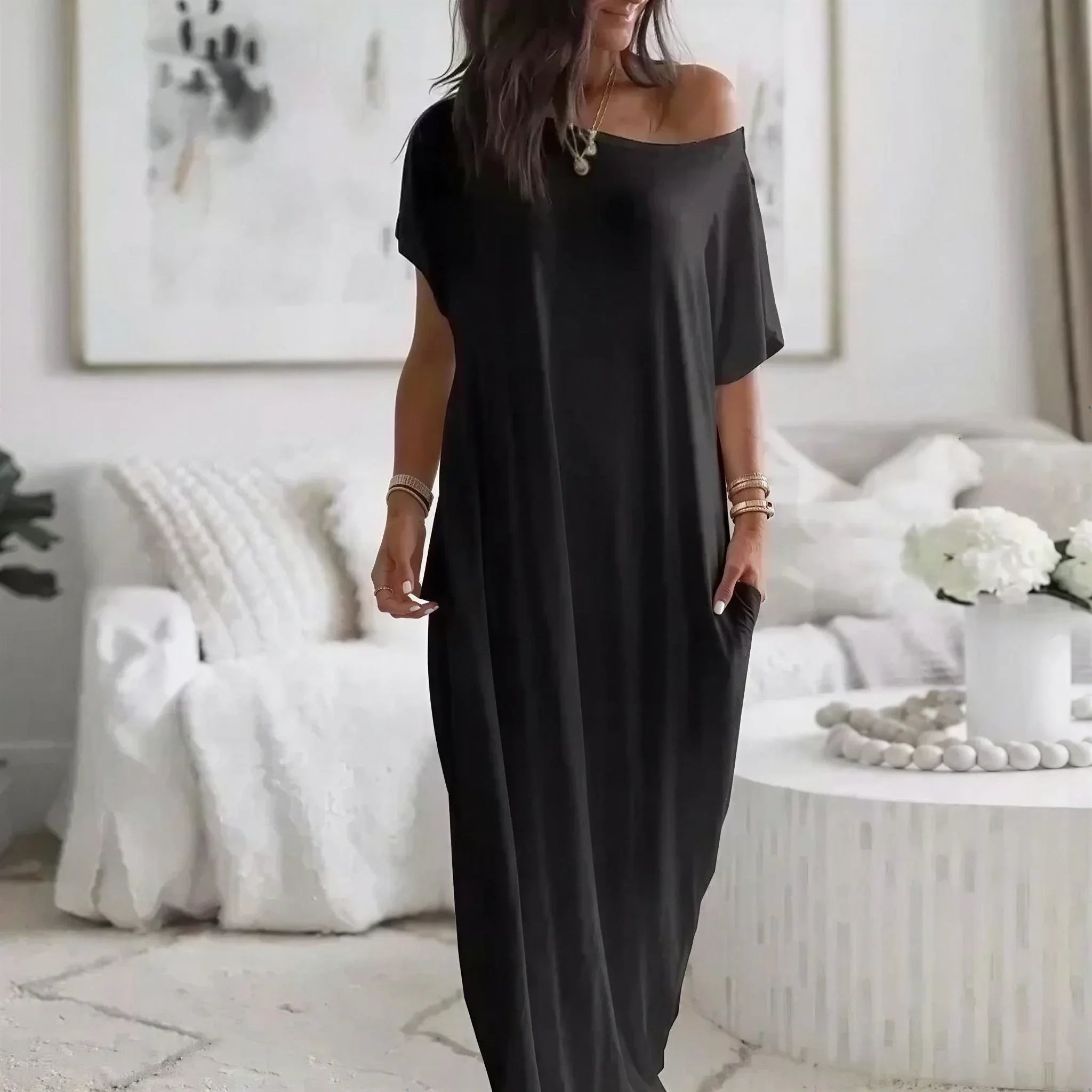 Daphne™ Maxikleid mit weitem Ausschnitt und Seitentaschen
