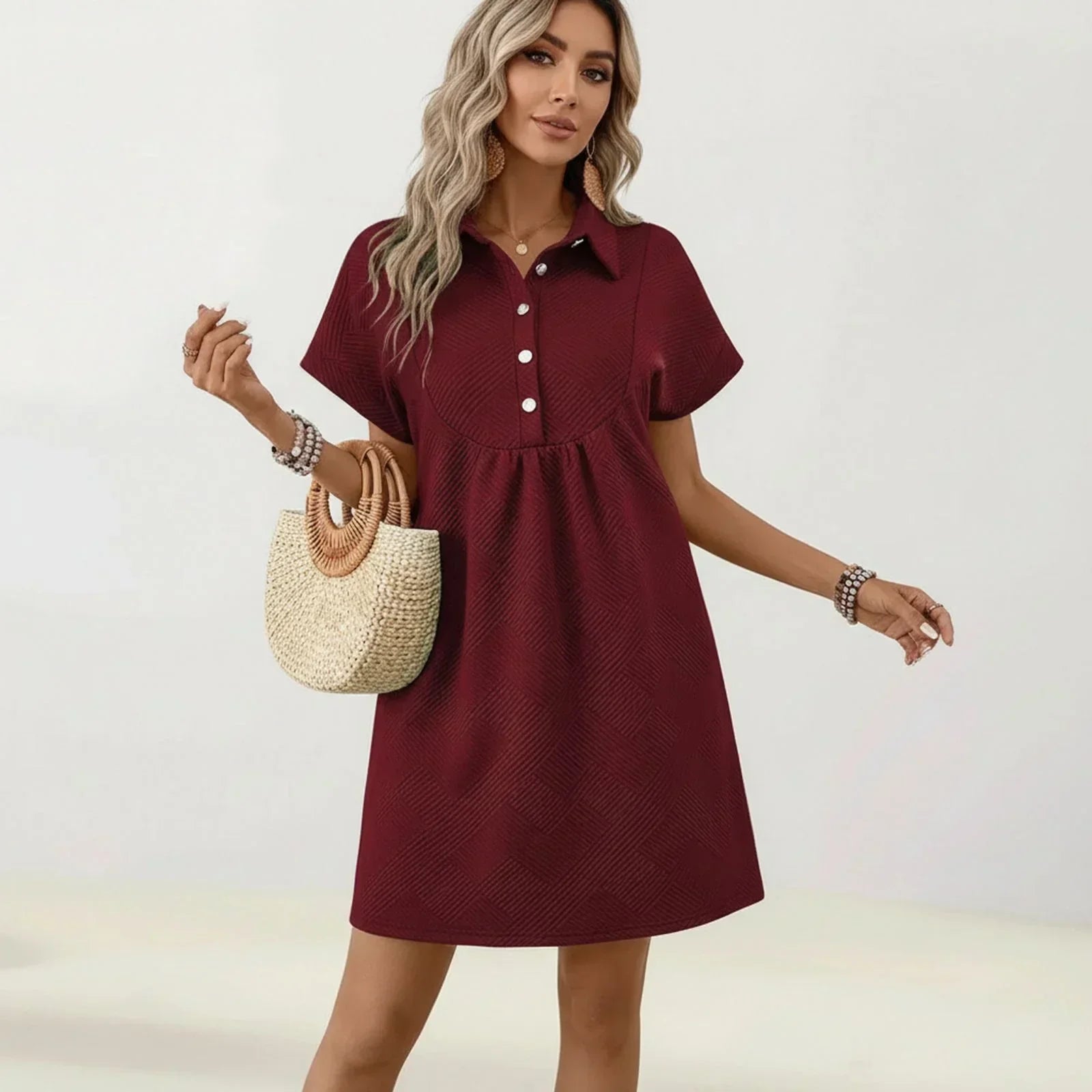 Kleid Hildegard™ aus Hochwertigem Strukturiertem Strick / Klassische Geometrische Struktur und Feminine Haltung!