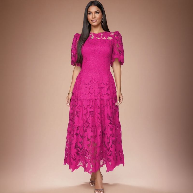 Herzogin™-Kleid aus handgefertigter Blüten-Spitze mit tailliertem Schnitt / Haltung, Anmut und Eleganz bei jeder Bewegung!