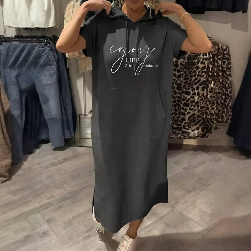 Nora™ Kleid mit Kapuze und funktionaler Fronttasche