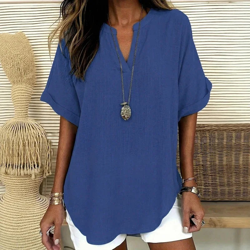 Maya™ Bluse mit Zart Gerundetem Saum und V-Ausschnitt mit Cut-out