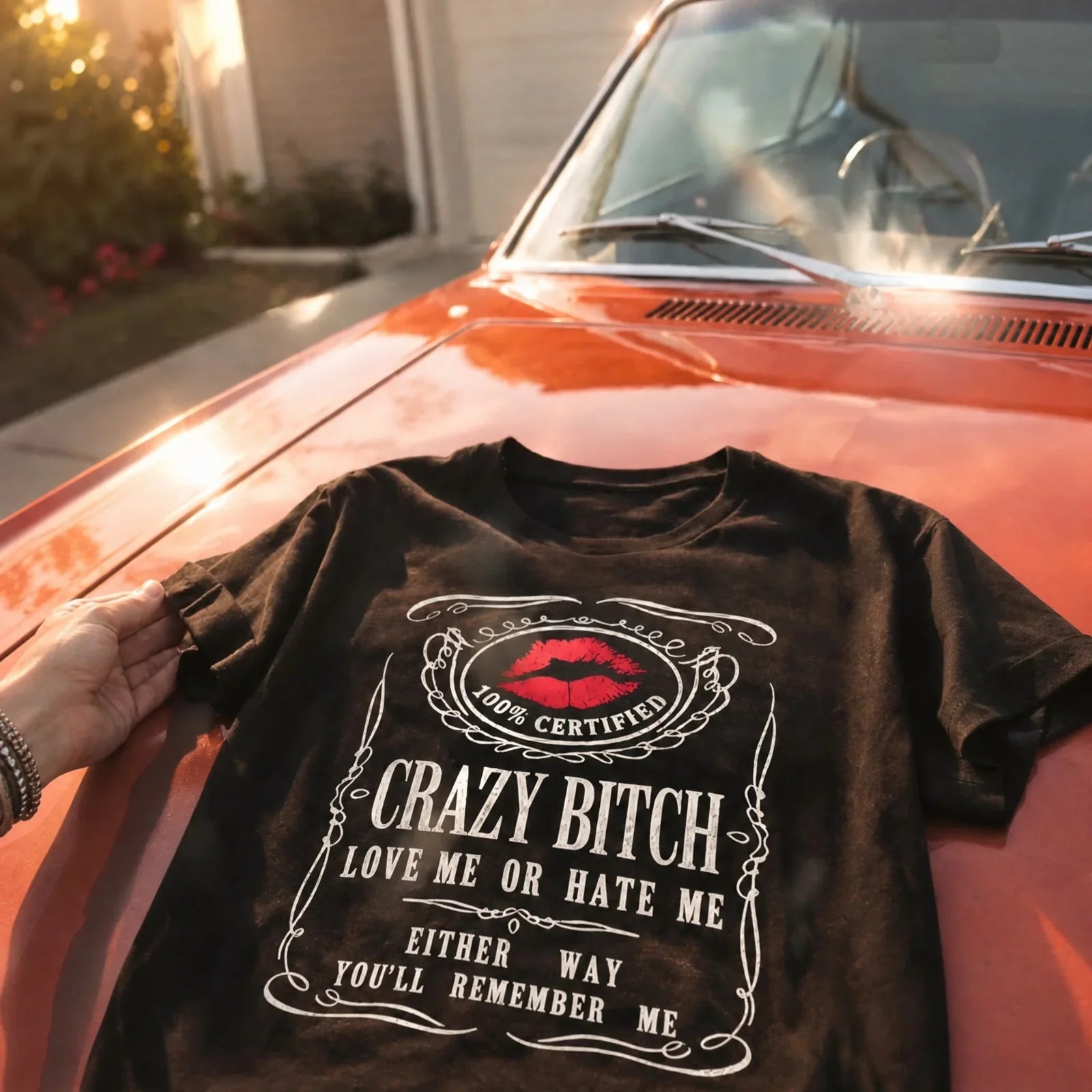 Skye™ Kurzarm-T-Shirt mit Vintage-Frontprint