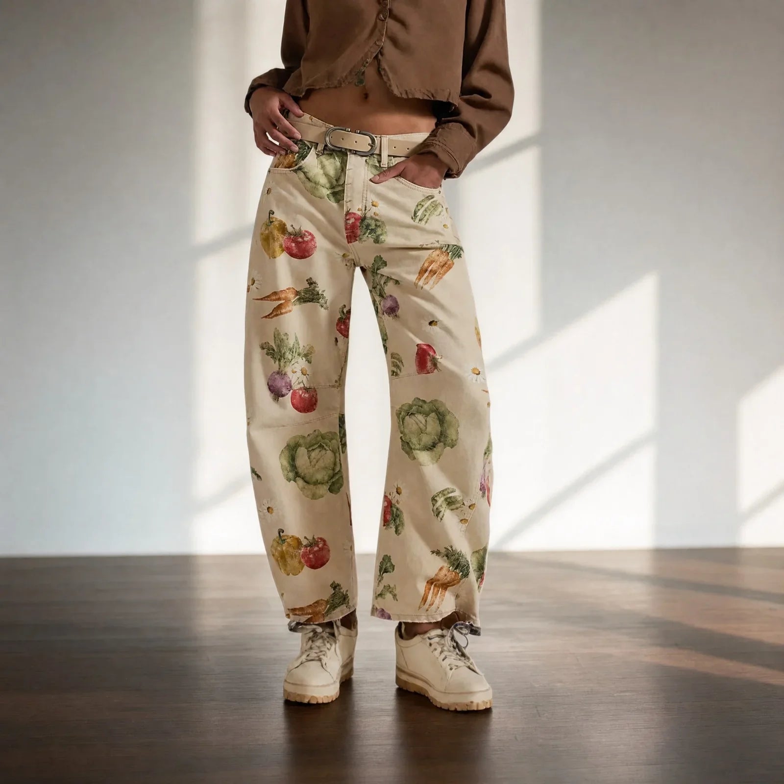 Alvida™ Hose mit Blumenmuster und weitem Fall