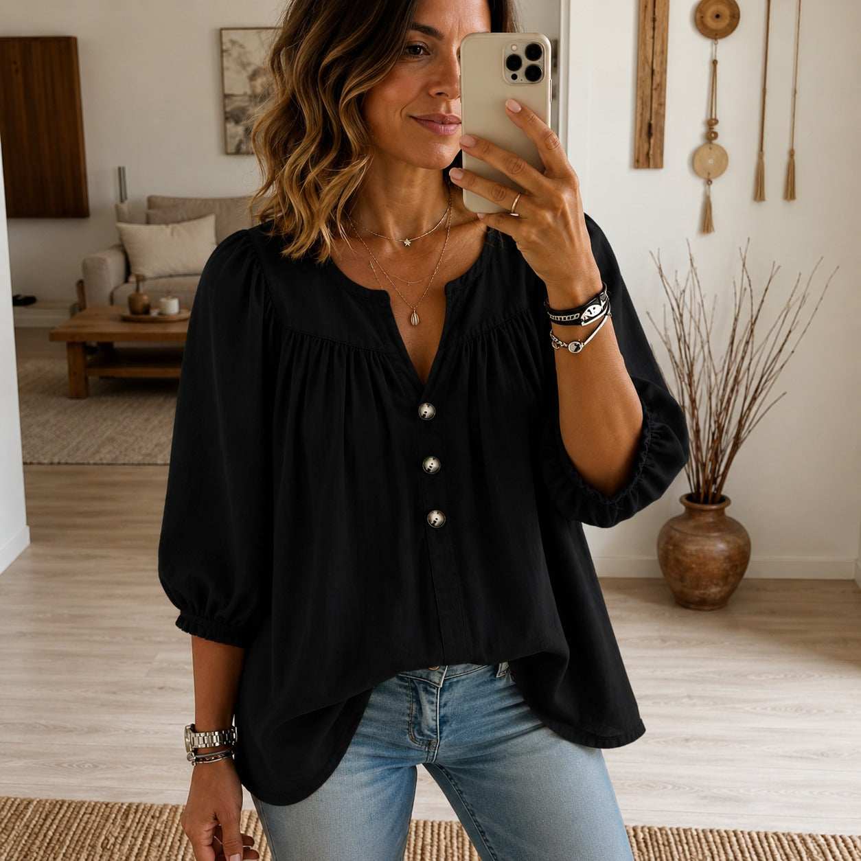 Bluse Anrika™ mit halblangen Puffärmeln und dekorativer Knopfleiste