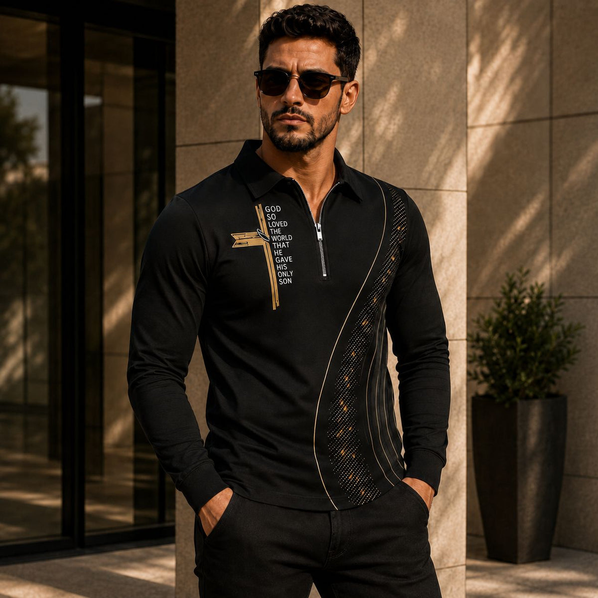 Poloshirt Konrad™ mit Goldakzenten, Strukturdetail und Reißverschluss