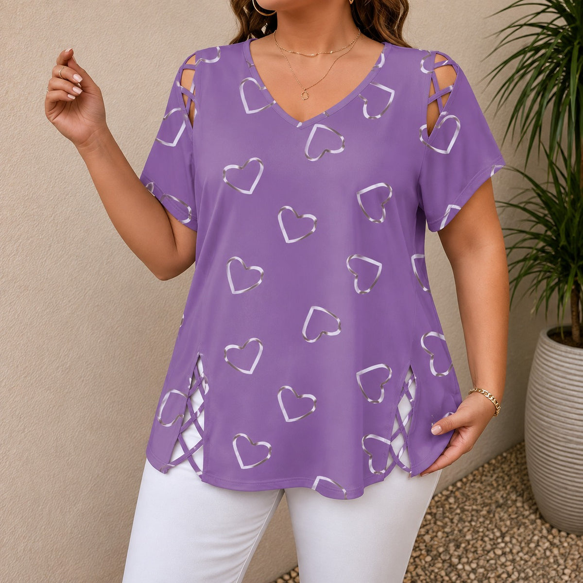 Bluse Sarah™ mit glänzendem Herzprint und Schulter-Cut-outs