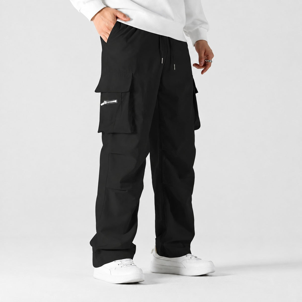 Falko™ Cargohose mit weiter Passform, Seitentaschen und verstellbarem Bund