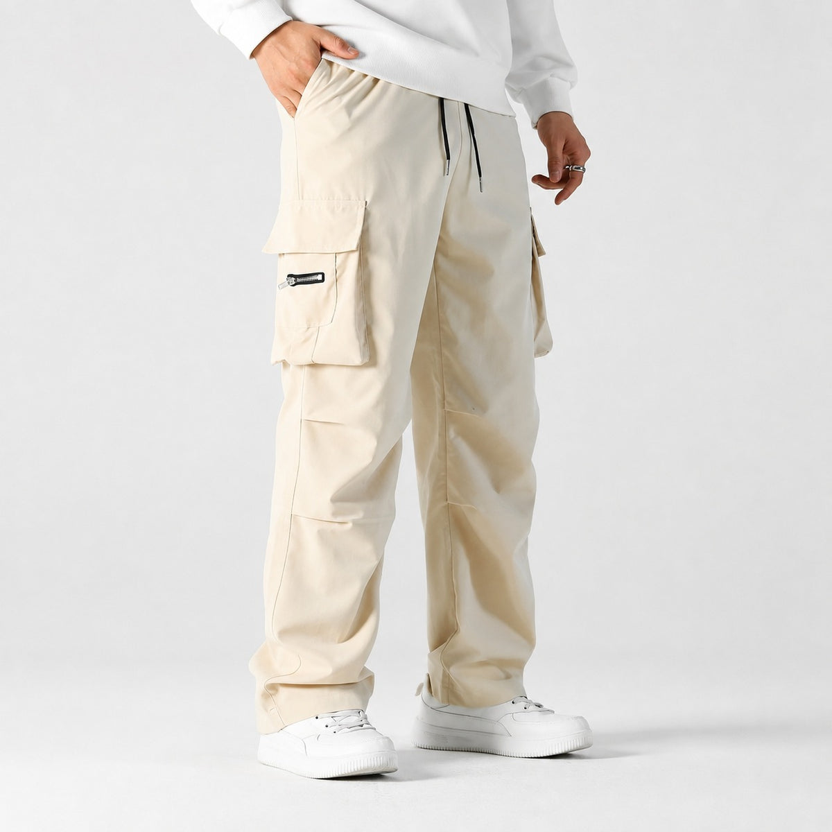 Falko™ Cargohose mit weiter Passform, Seitentaschen und verstellbarem Bund