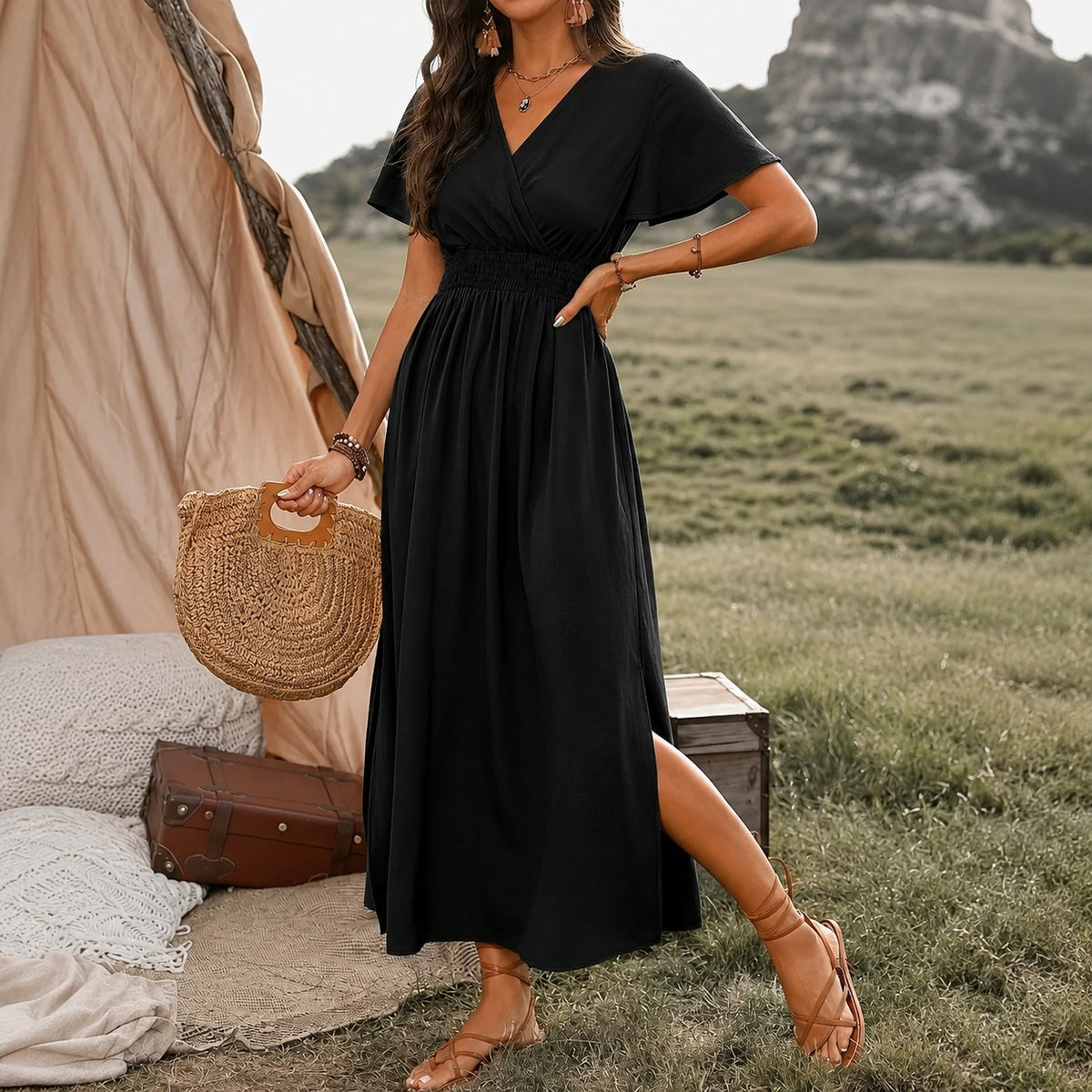 Kleid Linnea™ mit Wickel-V-Ausschnitt, geraffter Taille und Seitenschlitz