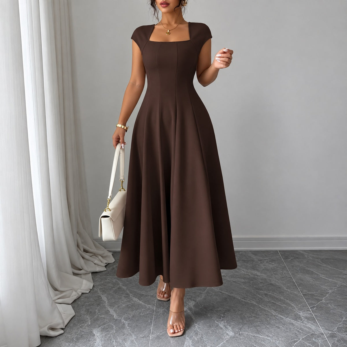 Kleid Marit™ mit eckigem Ausschnitt und ausgestelltem Midirock