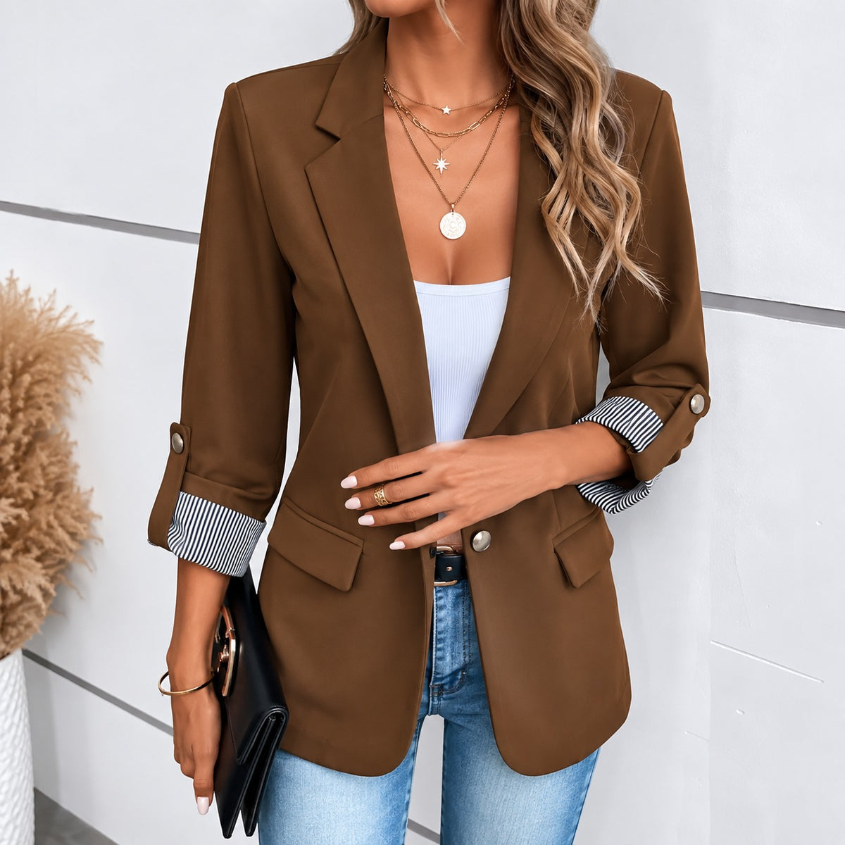 Blazer Paulina™ mit klassischem Revers, Pattentaschen und gestreiften Ärmelaufschlägen