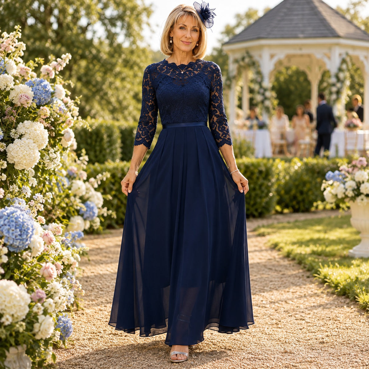 Amelie™ Kleid mit floraler Spitze und 3/4-Ärmeln