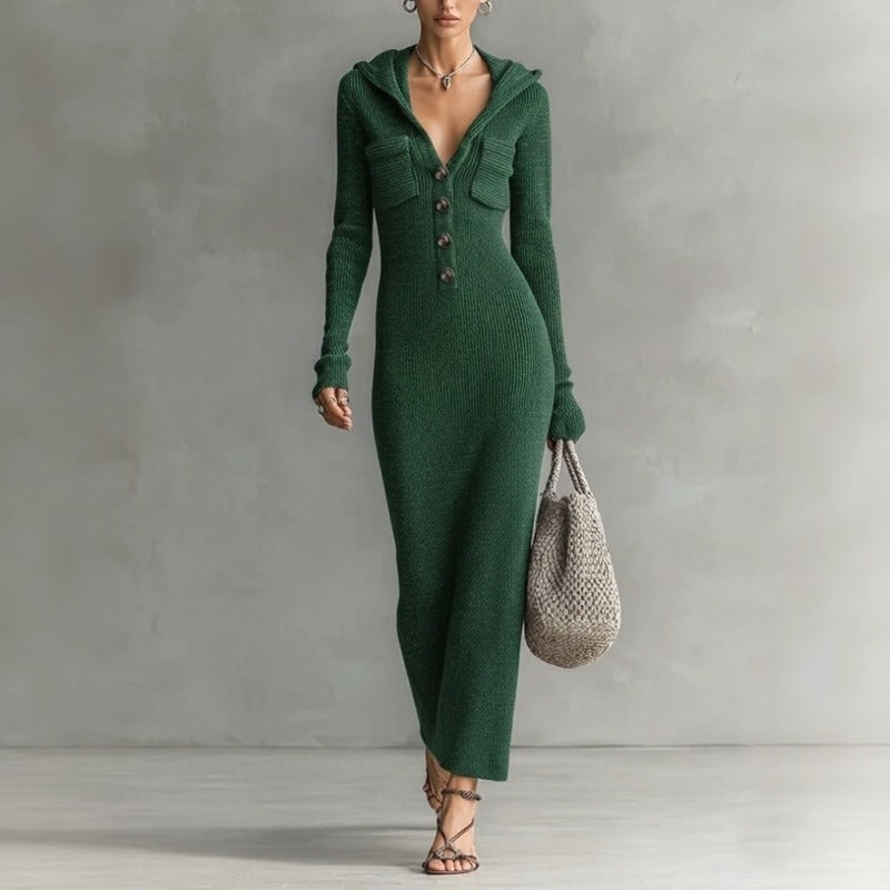 Noemi™ Kleid aus Rippstrick mit Kapuze und eleganten Frontknöpfen