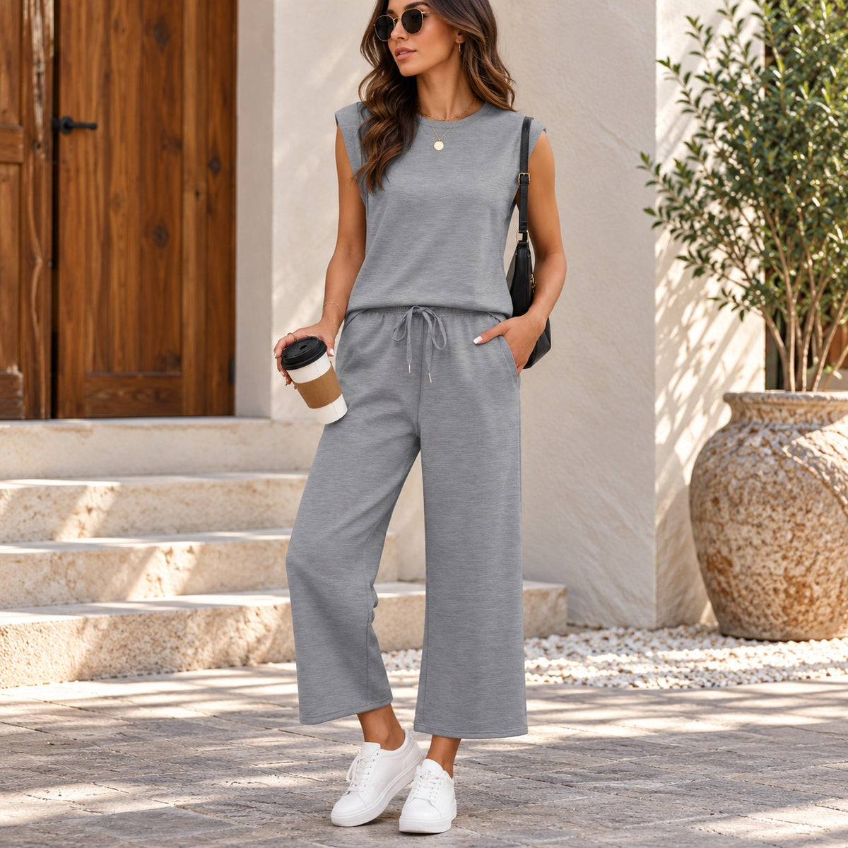 Set Daria™ mit ärmellosem Oberteil und weiter Hose mit verstellbarem Kordelzug