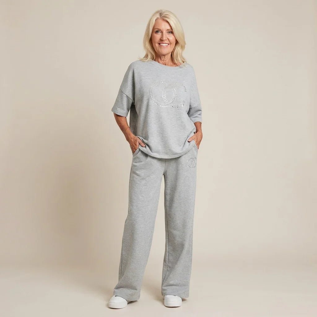 Urban Eleganz™ Zweiteileraus Comfort-Maschenware mit eleganten Kristalldetails