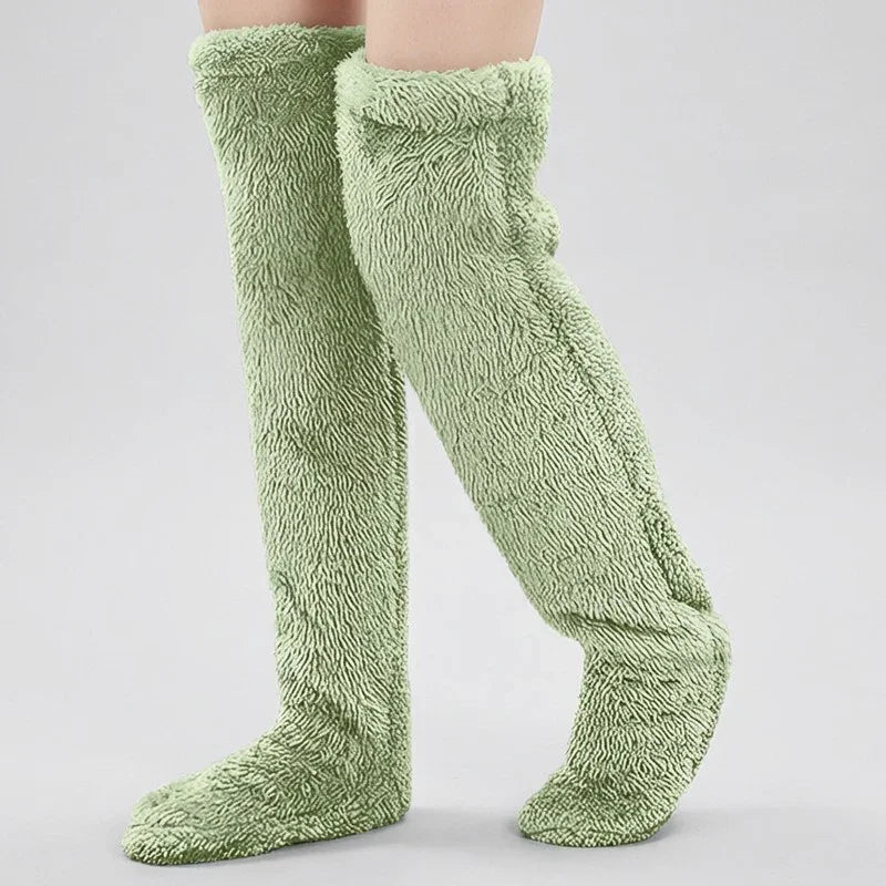 (KAUF 1, ERHALTE 2 GRATIS) Veloura™ Premium Kuschelsocken aus Weichem Plüschstoff