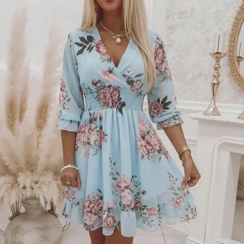 Florenza™ Kleid mit Figurschmeichelnder Silhouette und Eleganter Leichtigkeit