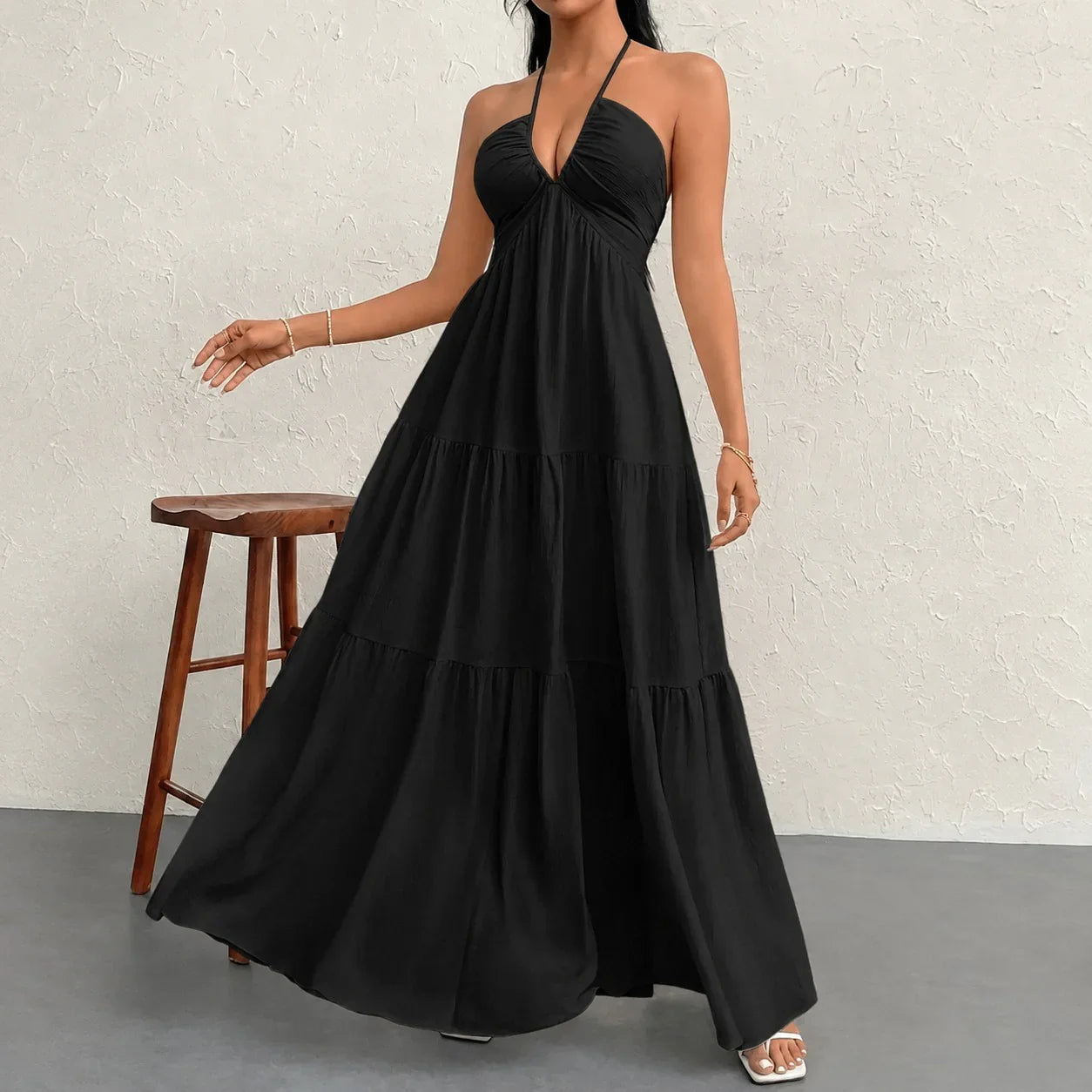 Marielle™ Kleid mit Halterneck-Ausschnitt und Zarter Bindung