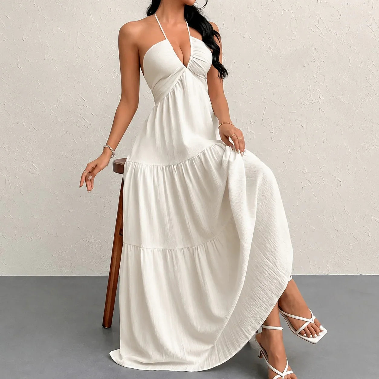 Marielle™ Kleid mit Halterneck-Ausschnitt und Zarter Bindung
