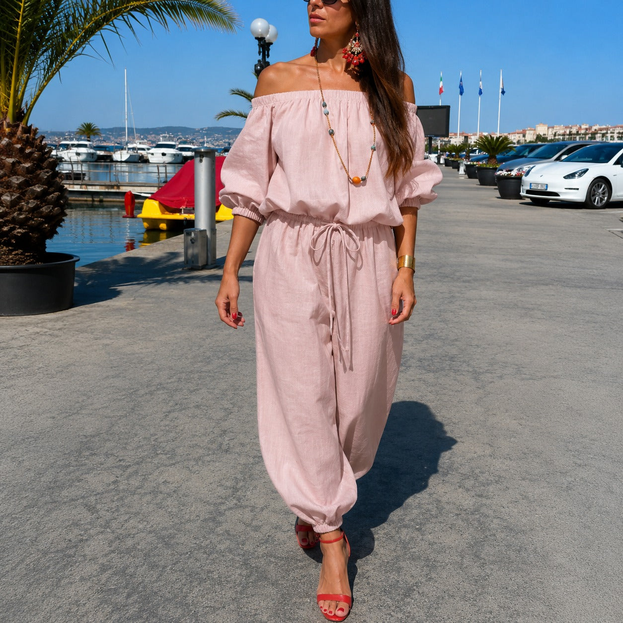 Roselle™ Kleid Mit Floralen Applikationen Und Elegantem Fall