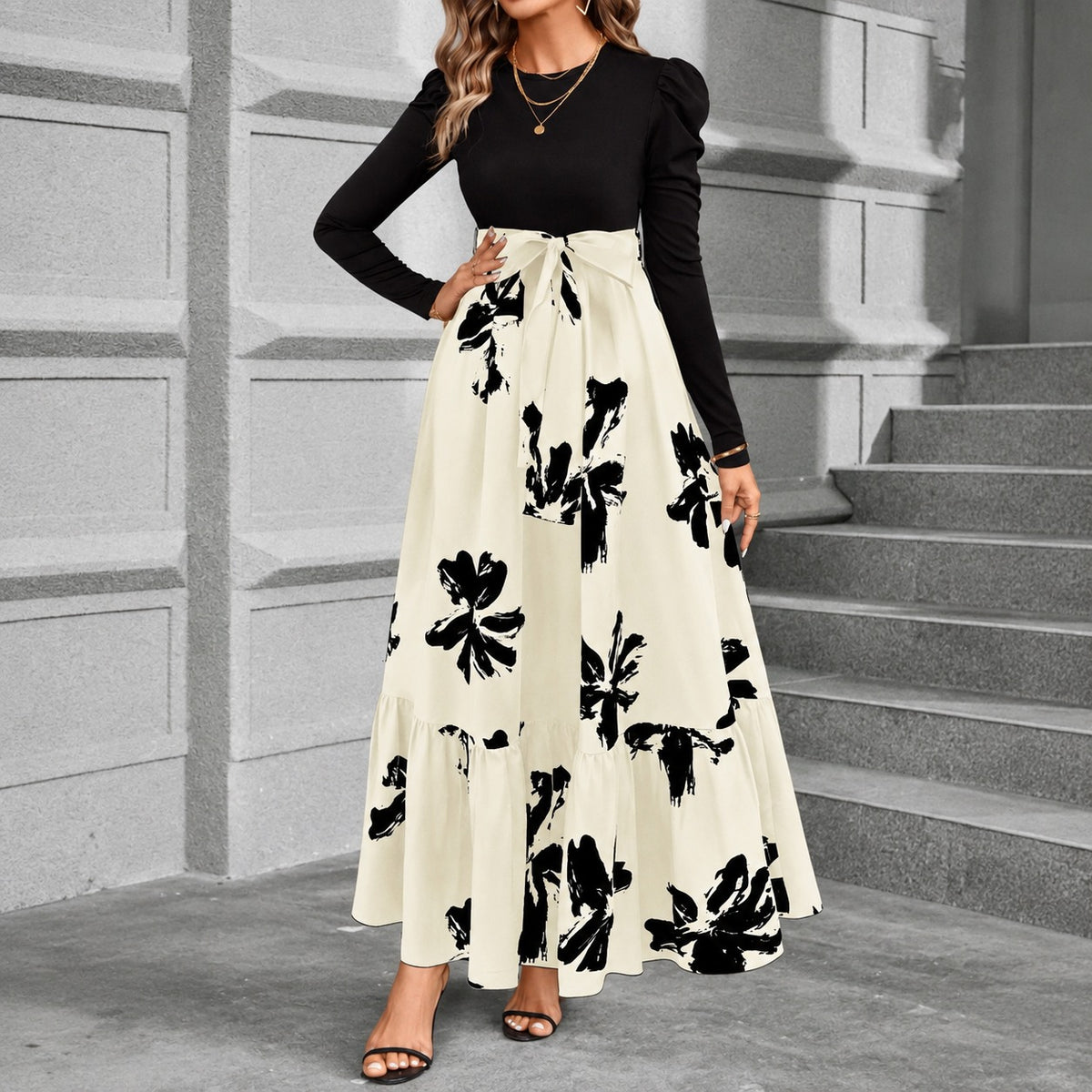 Mareike™ Kleid mit Retro-Design, betonter Taille und langem gemustertem Rock