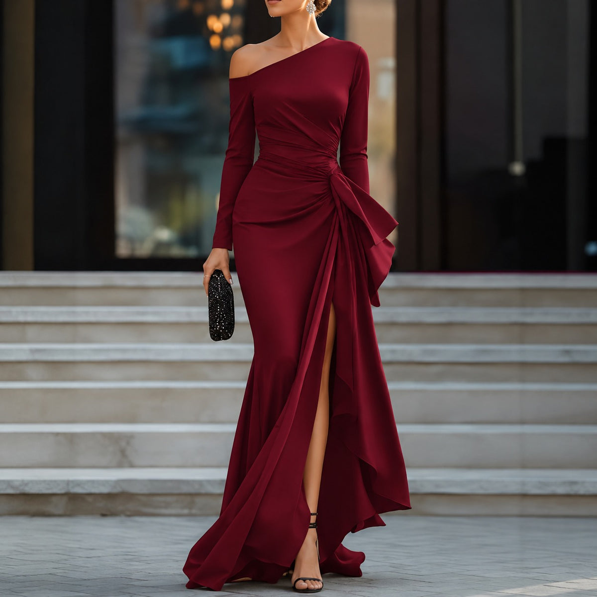 Kleid Vivienne™ mit Asymmetrischem Ausschnitt, Drapierung an der Taille und Vorderseitigem Schlitz