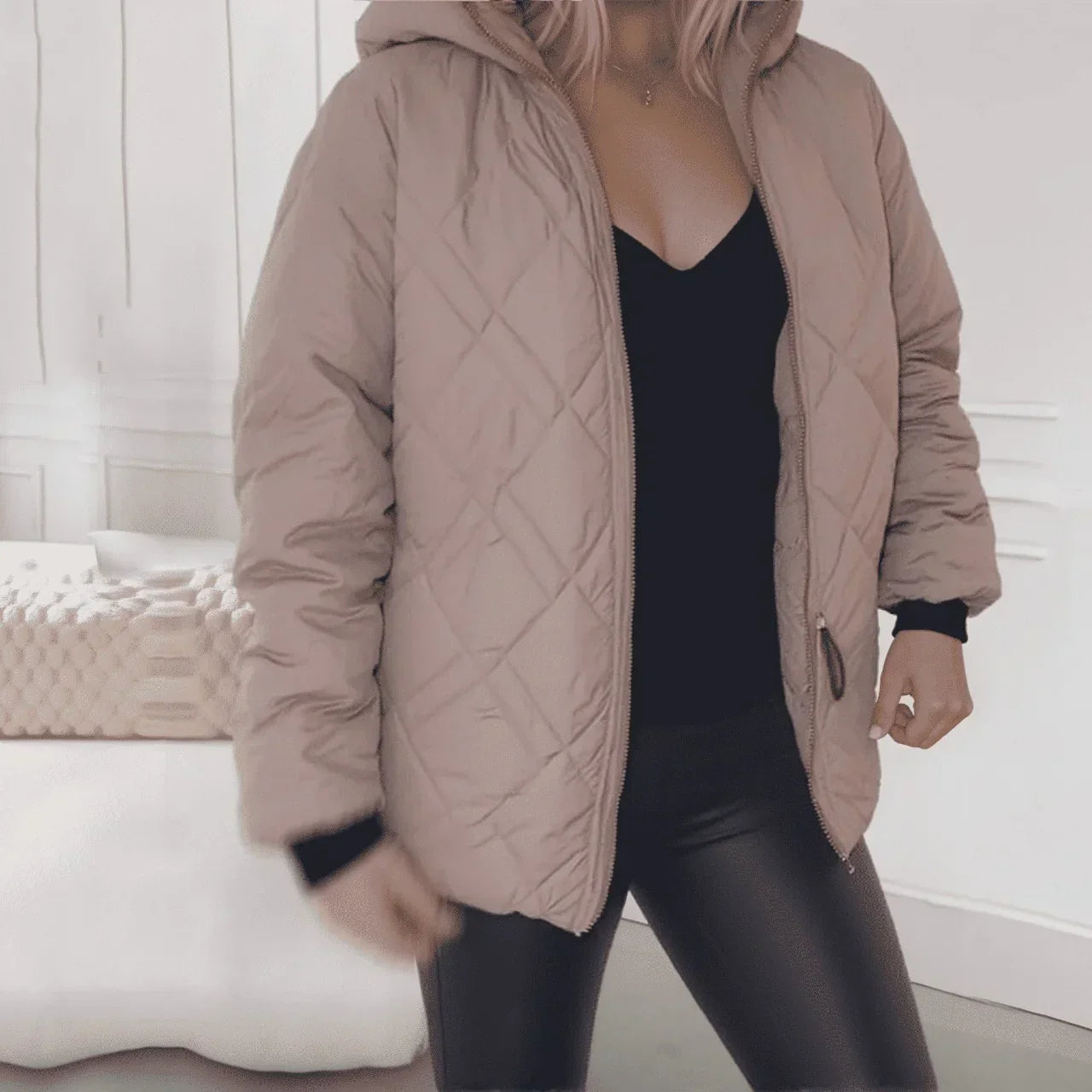 UrbanGlanz™ Thermojacke mit Hochwertiger Steppung und Hohem Kragen / Warmer Komfort mit Raffiniertem Design!