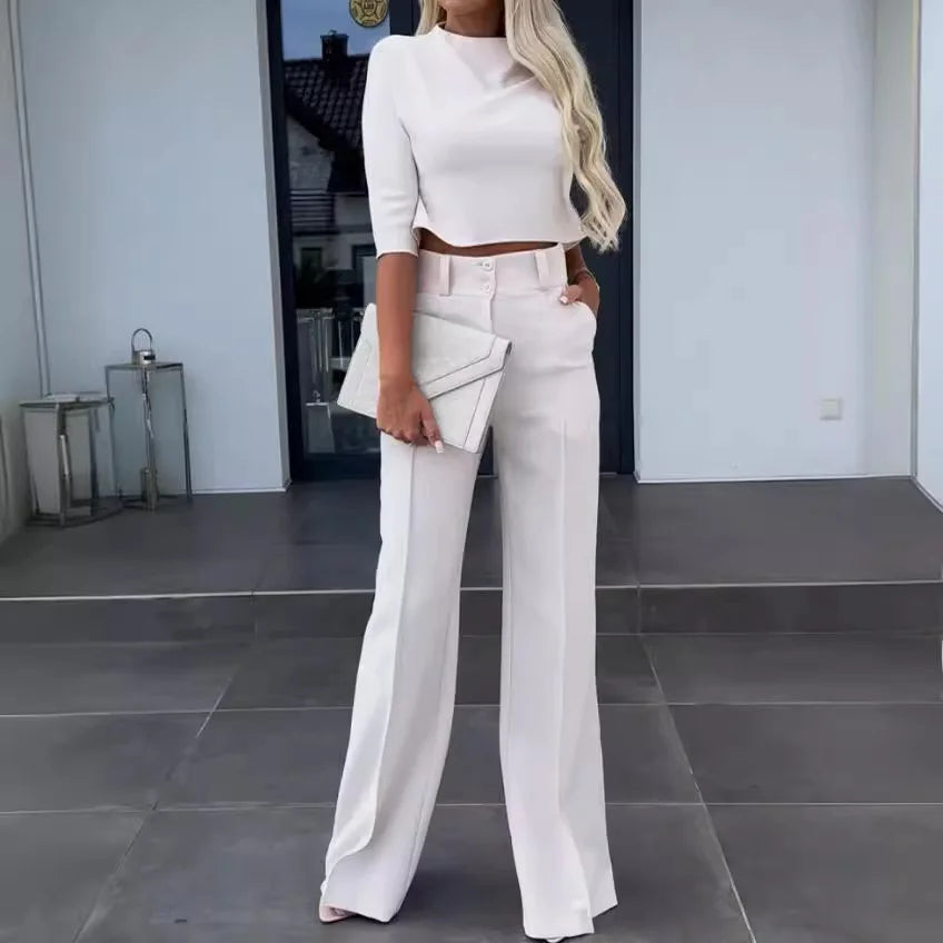Nina™ Set mit High-Neck-Crop-Top