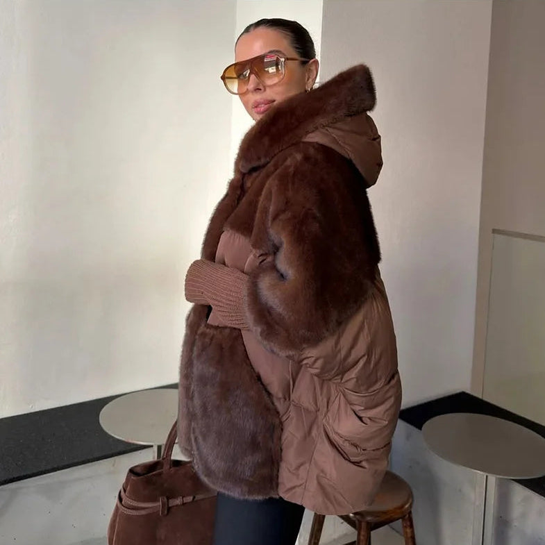 VelvetNord™ Mantel aus Samt-Faux-Fur mit Oversized-Design
