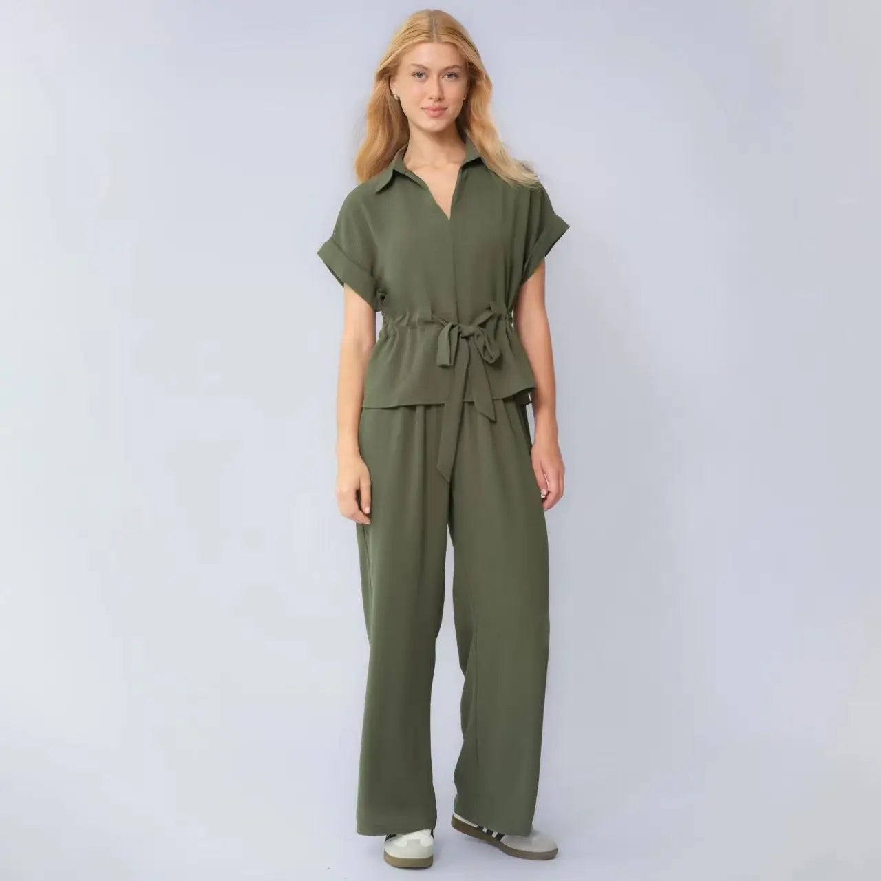 Zweiteiler Marlena™ mit Oberteil mit Bindegürtel und weiter Hose.