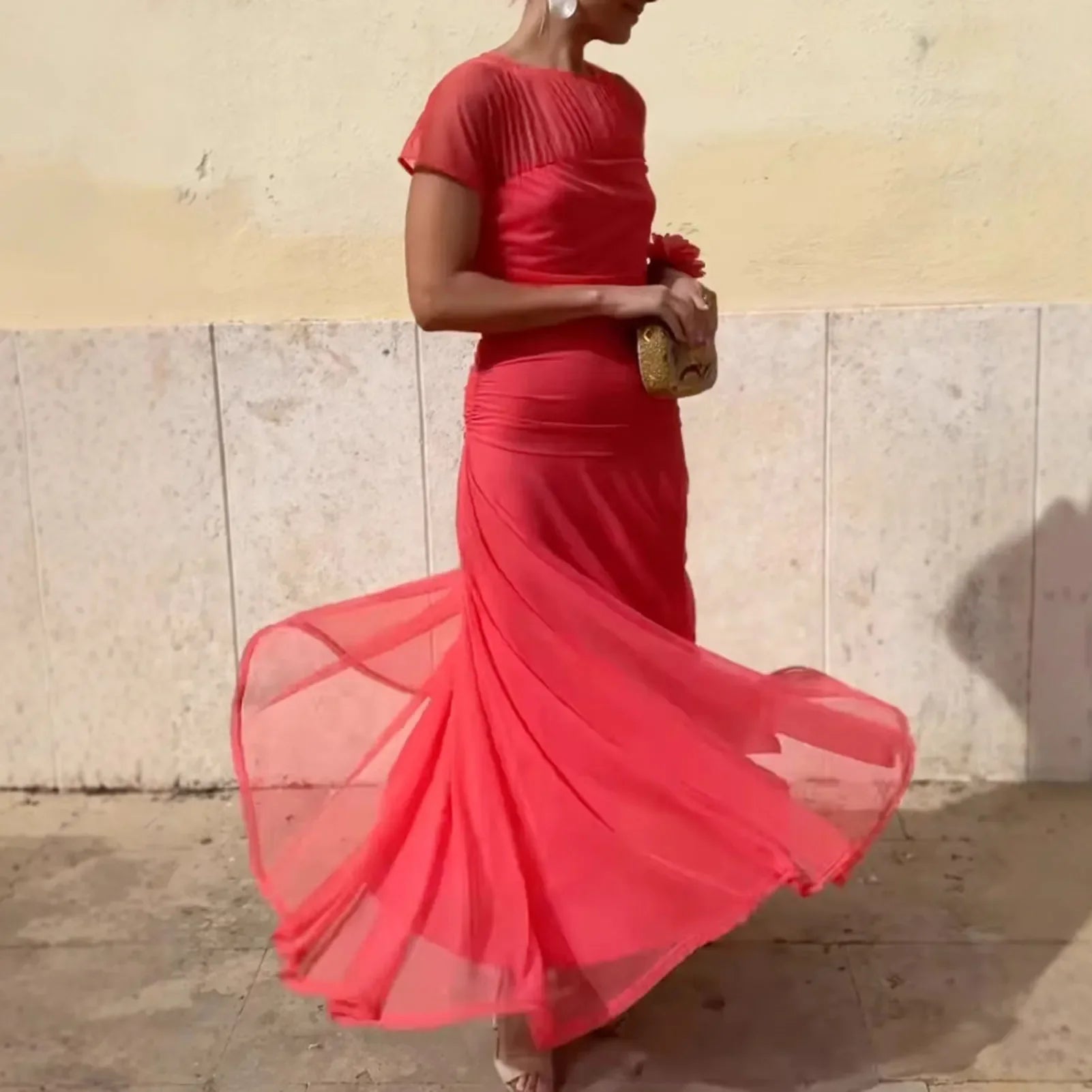 Athen™ Maxikleid mit kurzen transparenten Ärmeln und Stufenrock